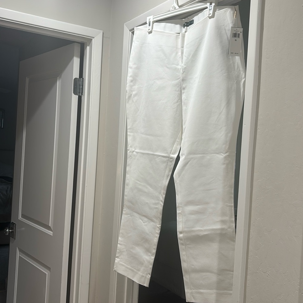 Cute white side zip pants